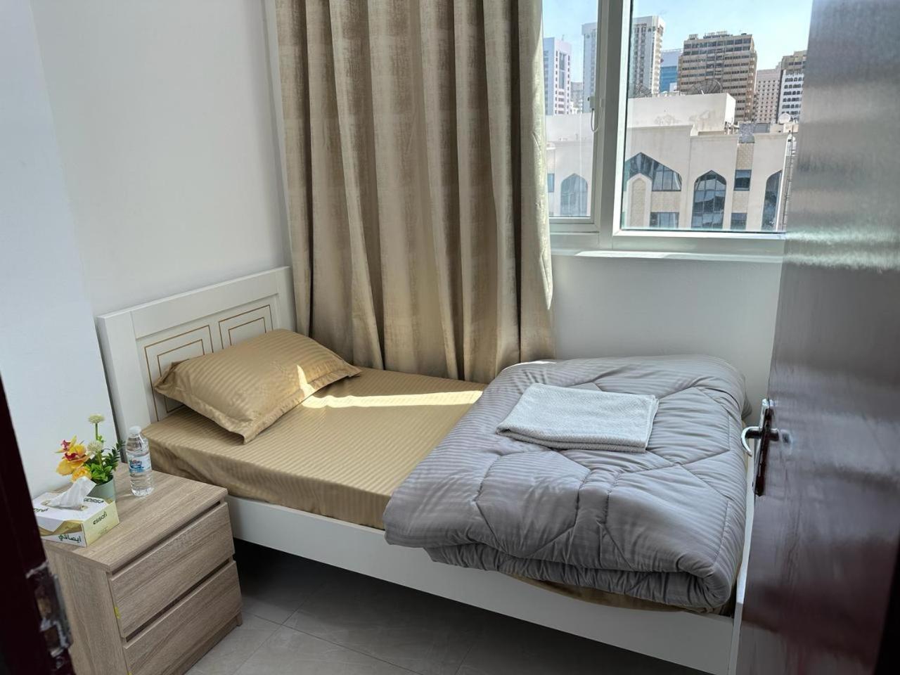 Corniche Street - Stunning Room Abu Dhabi Exterior photo